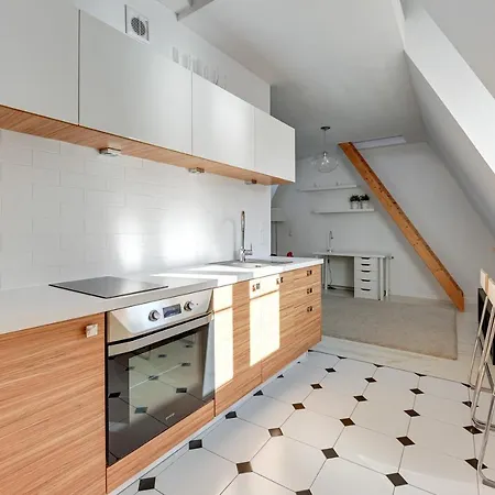 Apartment Little Crane By Triapart